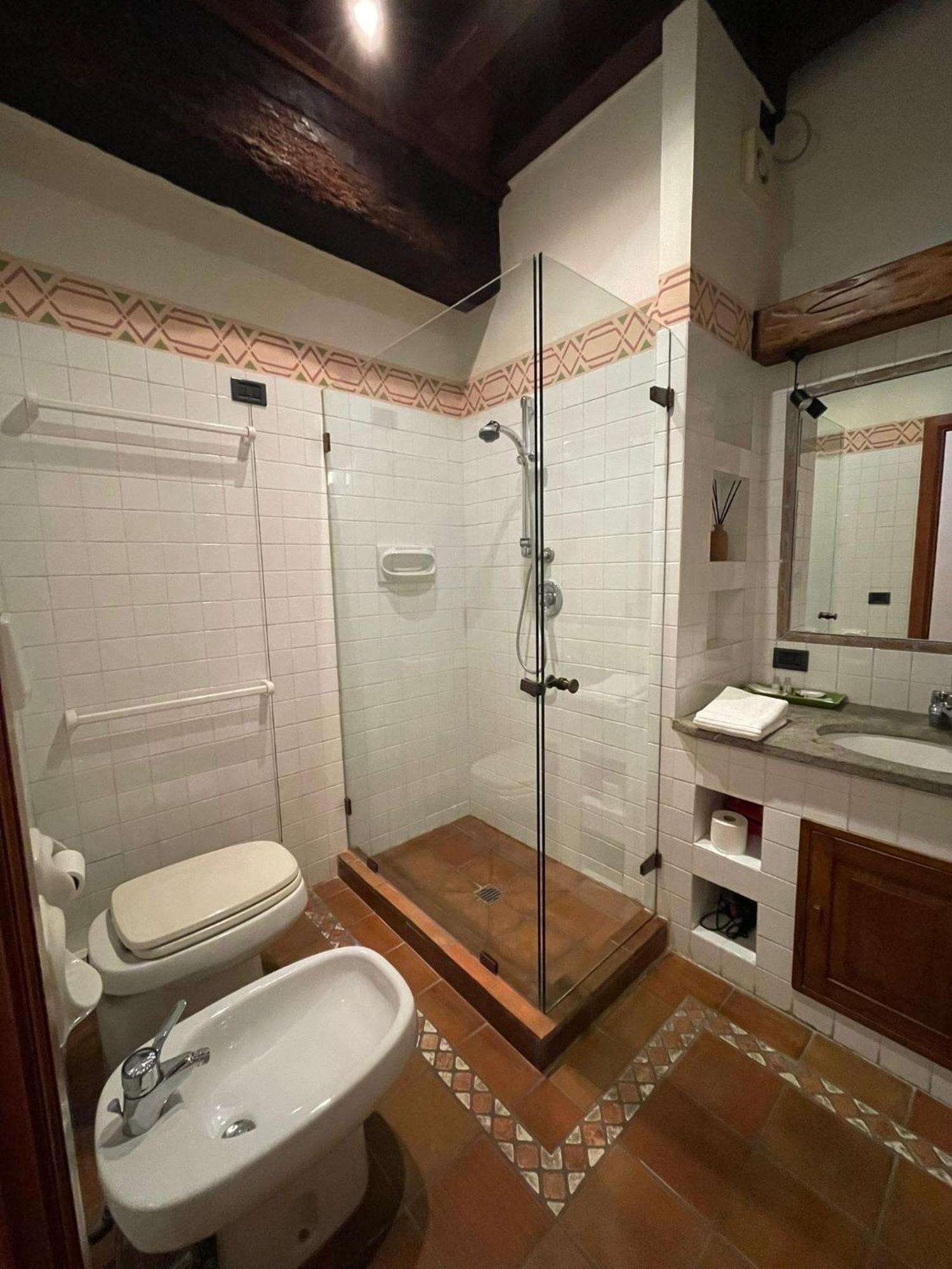 Rooms - Casa San Bernardino - Lucca Historic Center Estateguard Group Екстериор снимка